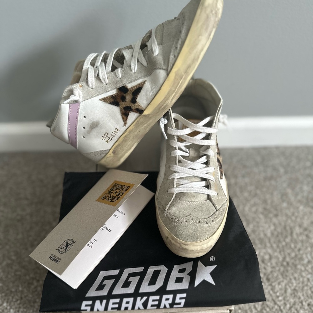 Golden Goose Kids Sneakers in White and Tan with Leopard Star
